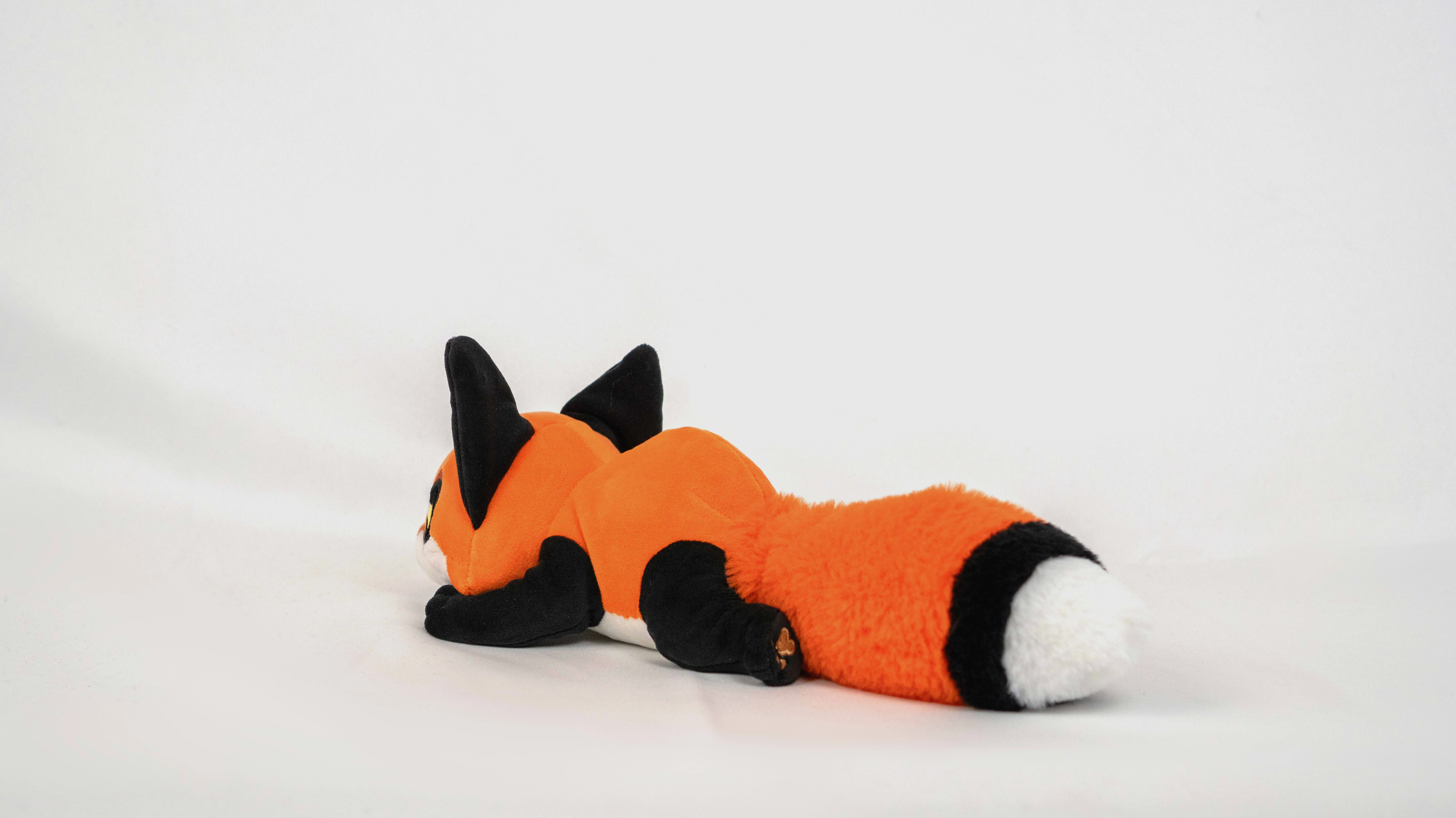 B.B. Originals Red Fox - Weighted Plushie - Image 5